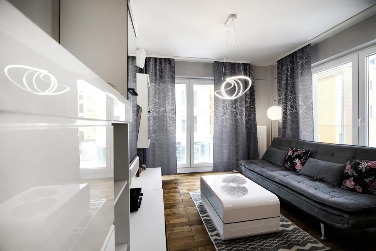Aboutartapartments - Twin Towers Breslavia Exterior foto